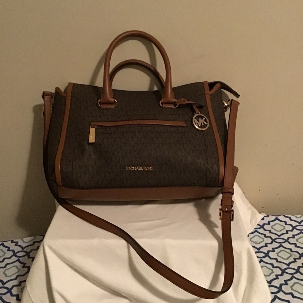 🔥Michael Kors, NWOT, see photos,